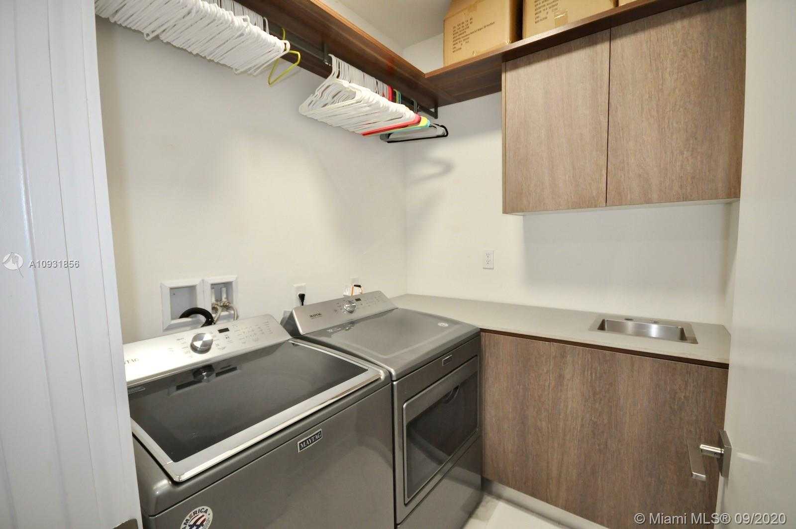 Small Image of 10223 NORTH WEST 75TH TER, Doral Number 19