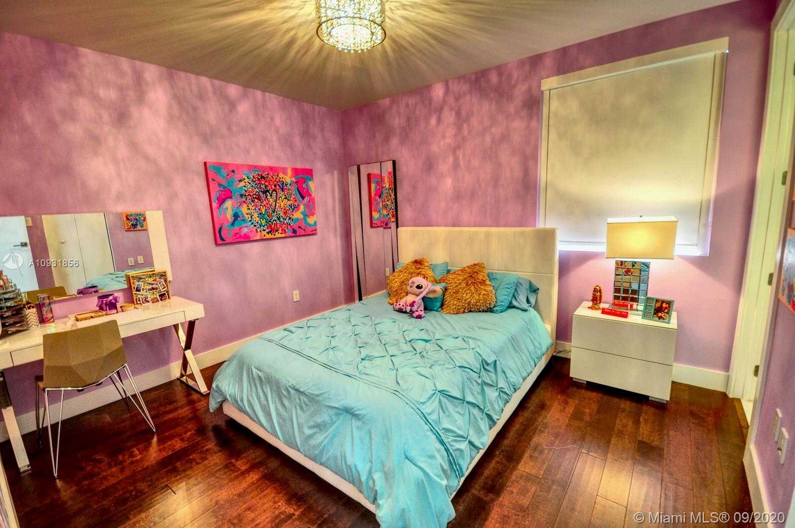 Small Image of 10223 NORTH WEST 75TH TER, Doral Number 41