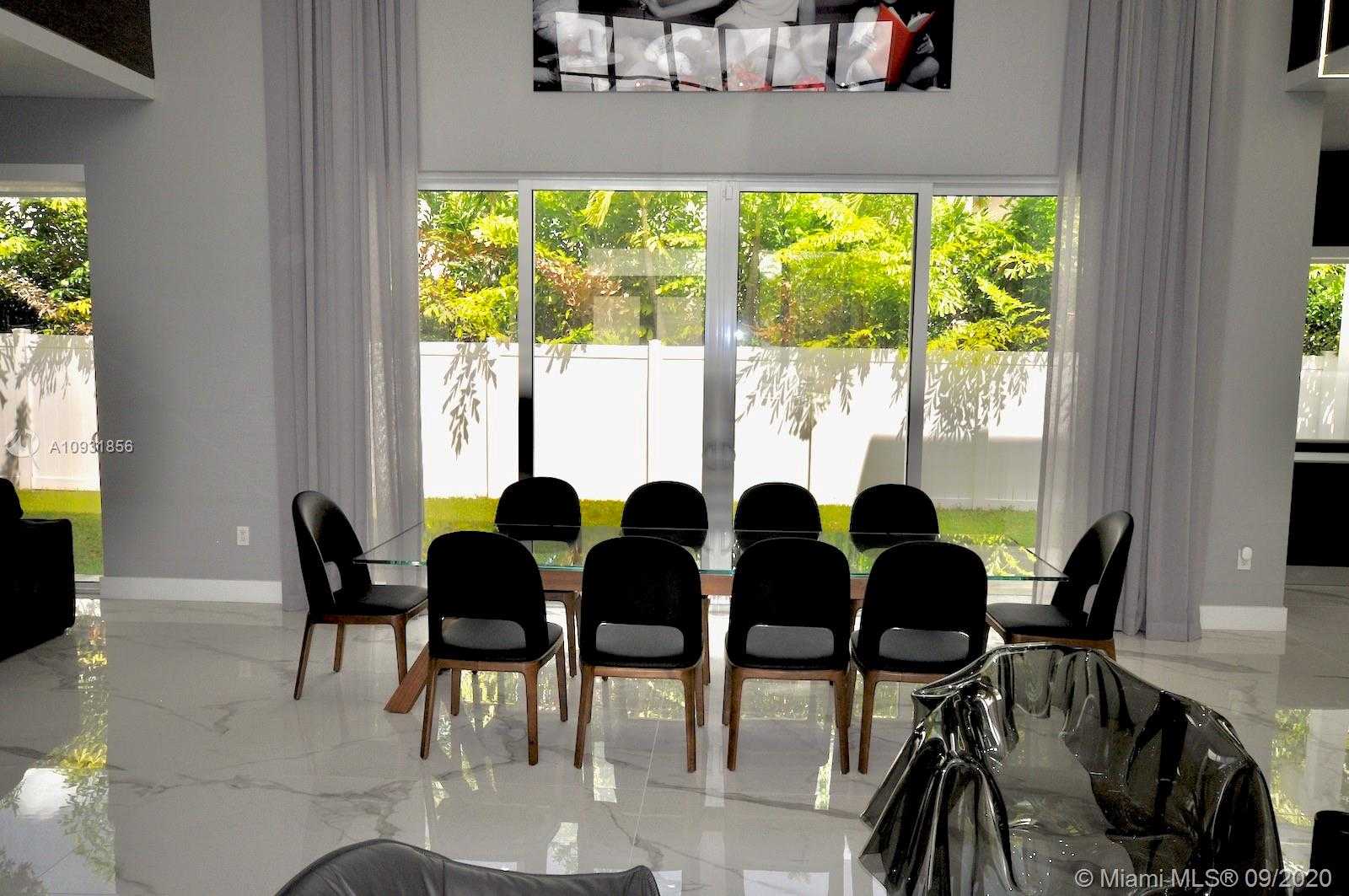 Small Image of 10223 NORTH WEST 75TH TER, Doral Number 6