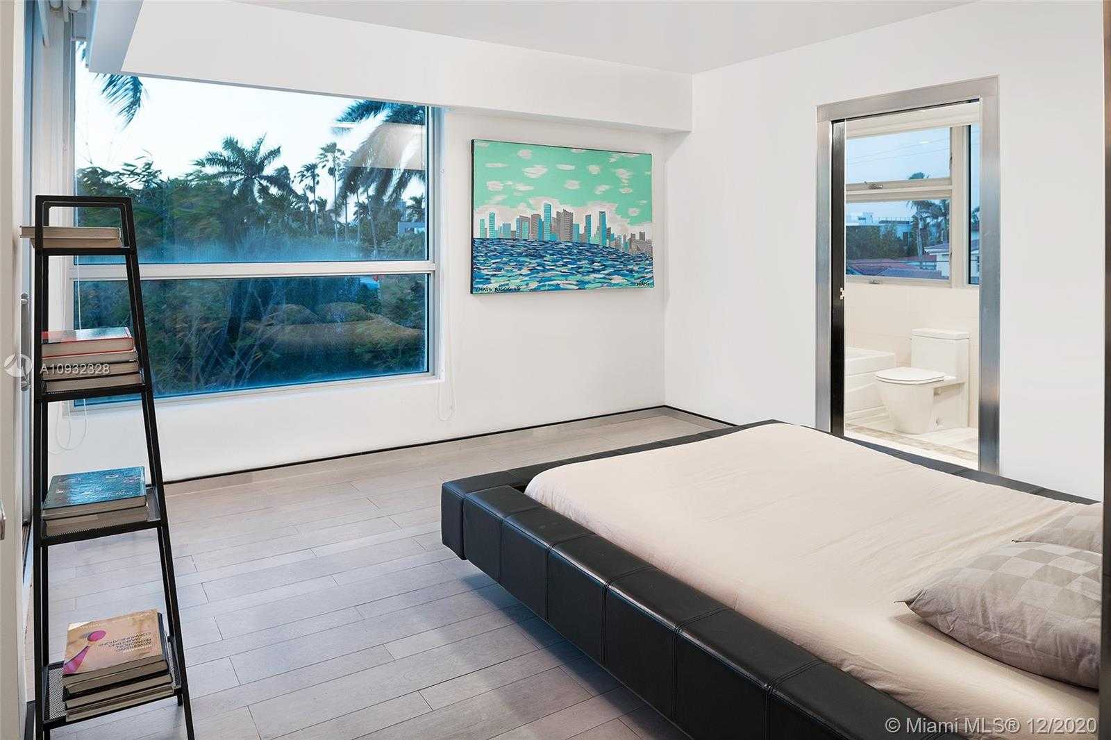 Small Image of 226 PALM AVE, Miami Beach Number 13