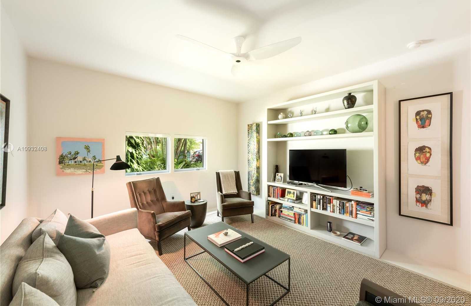 Small Image of 3470 NORTH MOORINGS WAY, Miami Number 16