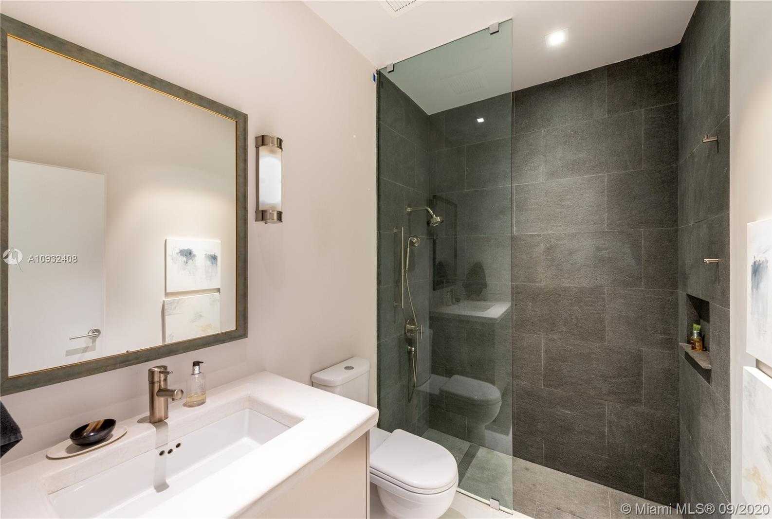 Small Image of 3470 NORTH MOORINGS WAY, Miami Number 17