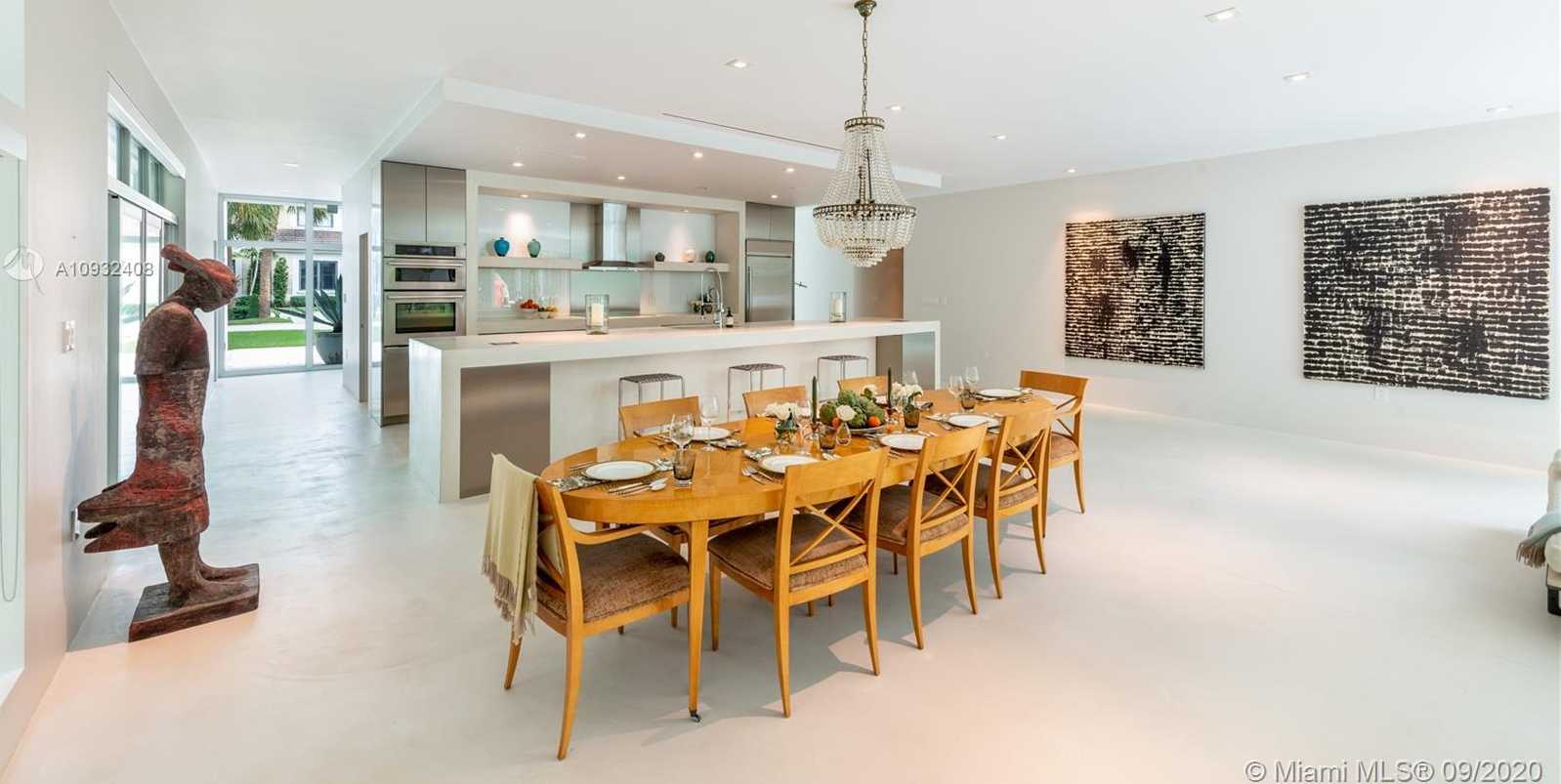 Small Image of 3470 NORTH MOORINGS WAY, Miami Number 8