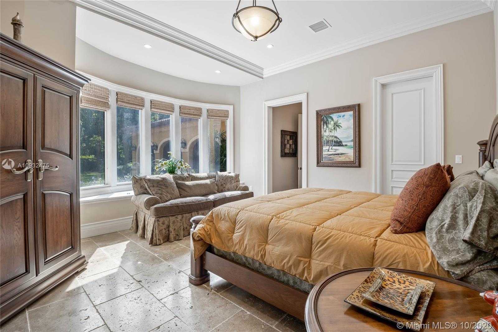 Small Image of 12330 SOUTH WEST 60TH CT, Pinecrest Number 19