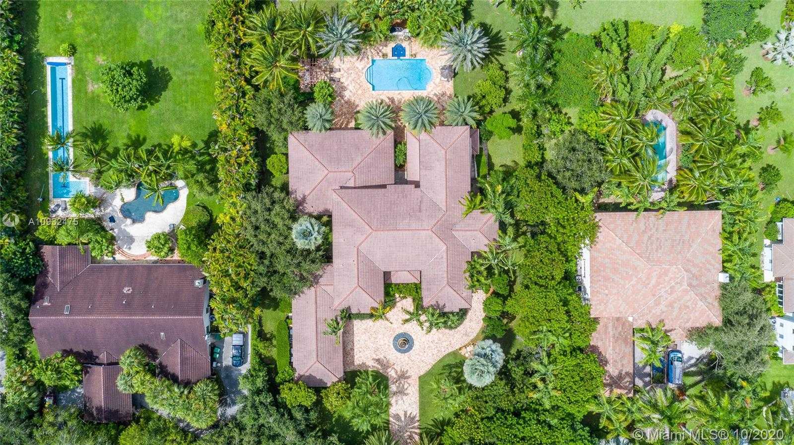 Small Image of 12330 SOUTH WEST 60TH CT, Pinecrest Number 2
