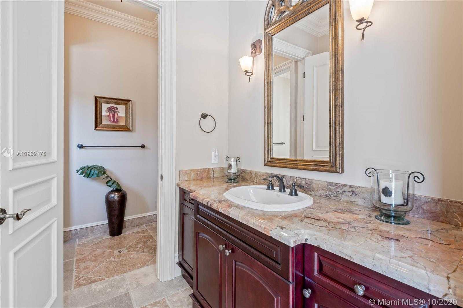 Small Image of 12330 SOUTH WEST 60TH CT, Pinecrest Number 21