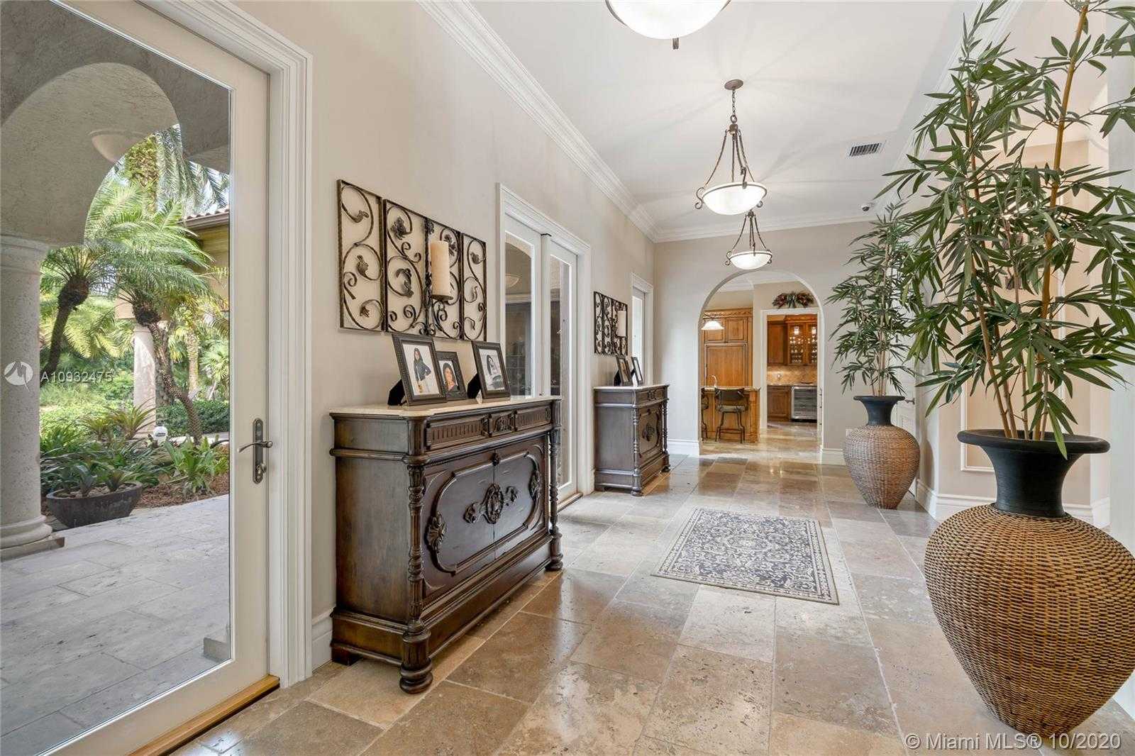 Small Image of 12330 SOUTH WEST 60TH CT, Pinecrest Number 26