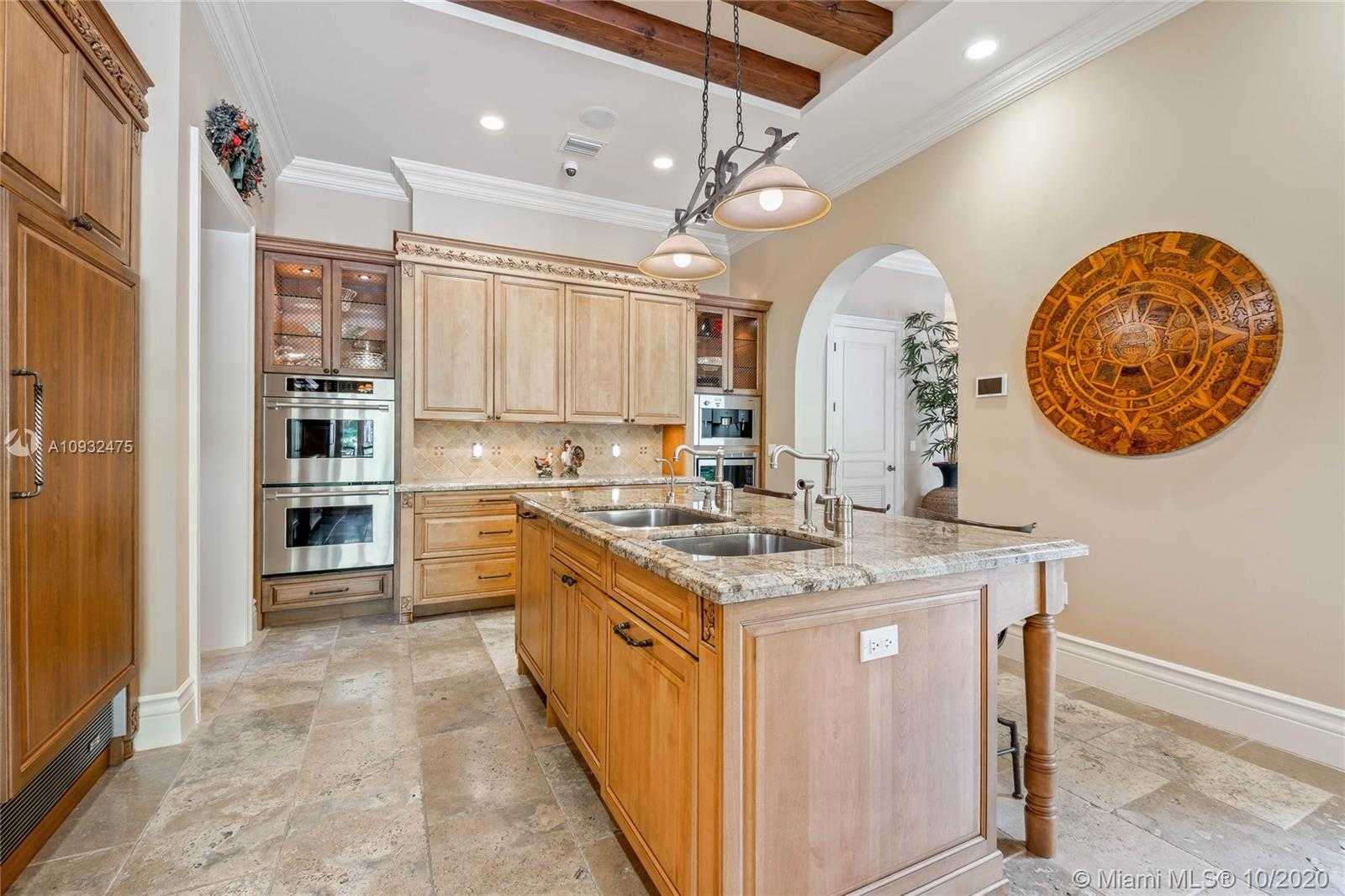 Small Image of 12330 SOUTH WEST 60TH CT, Pinecrest Number 29