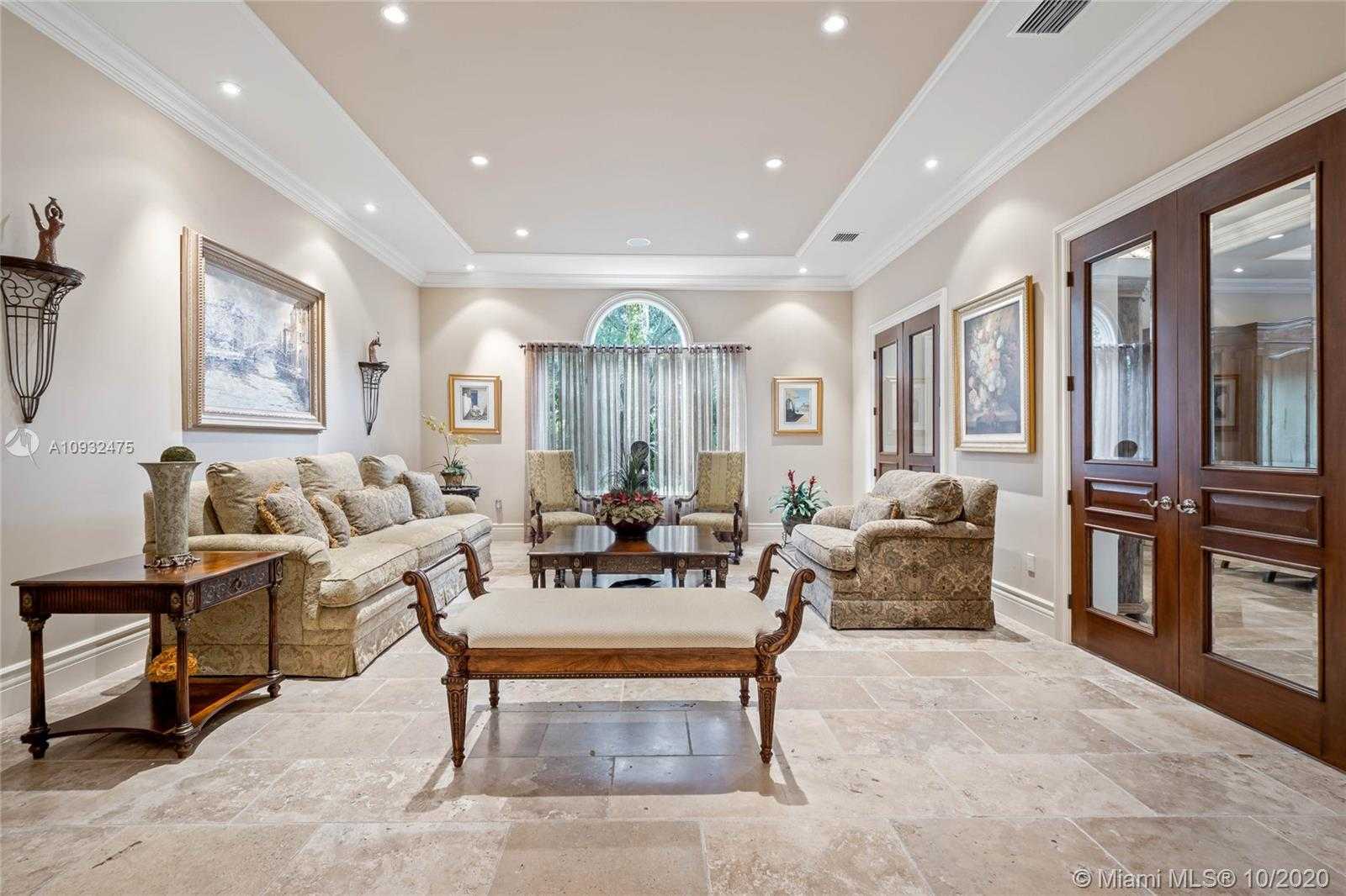 Small Image of 12330 SOUTH WEST 60TH CT, Pinecrest Number 3