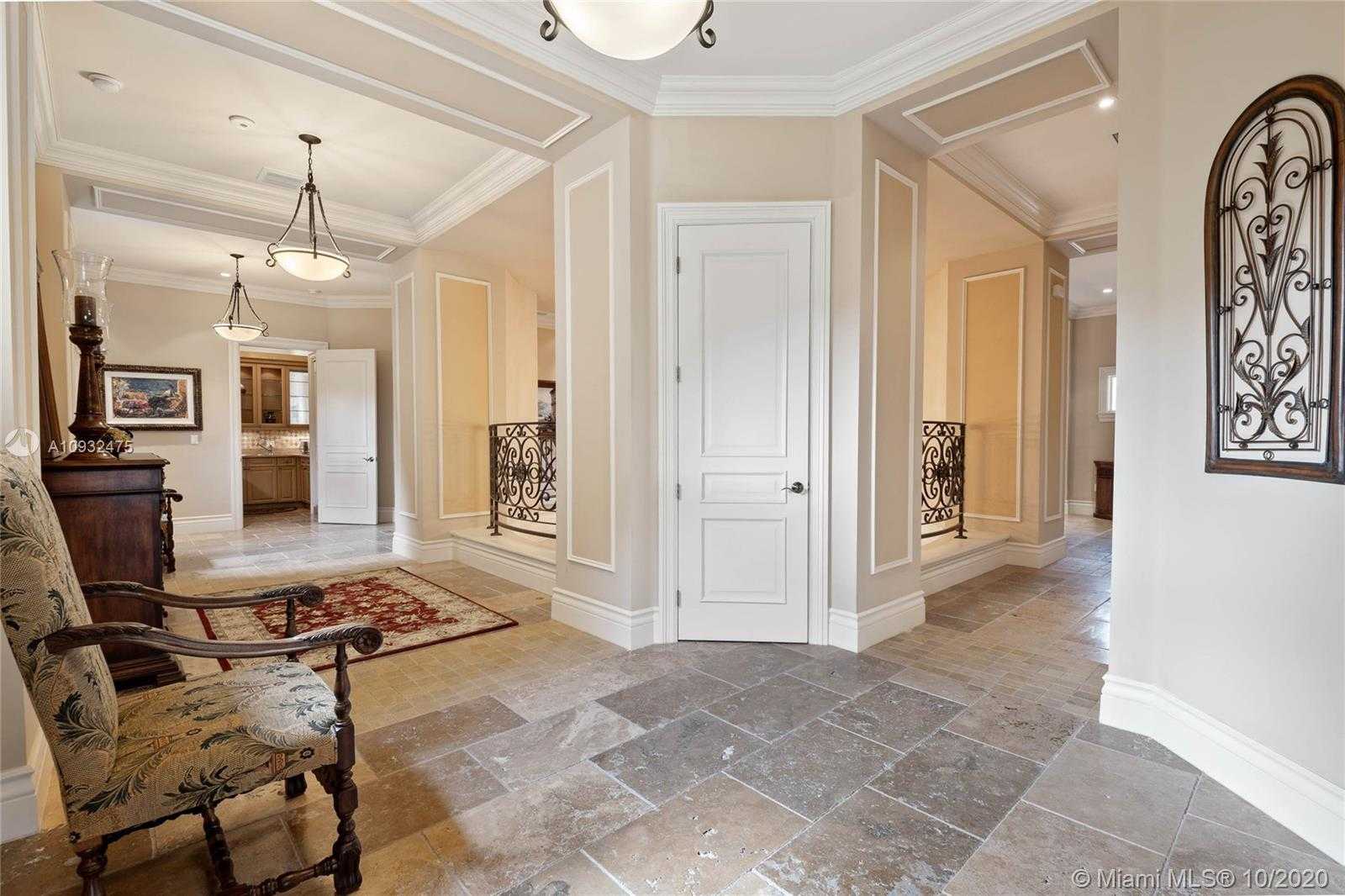 Small Image of 12330 SOUTH WEST 60TH CT, Pinecrest Number 37