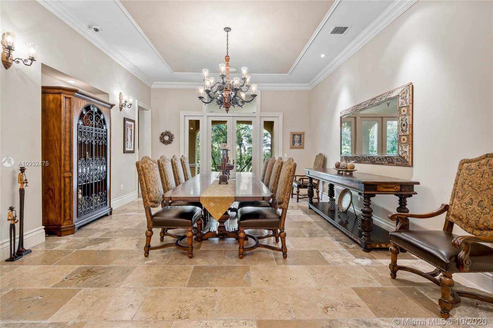 Small Image of 12330 SOUTH WEST 60TH CT, Pinecrest Number 4