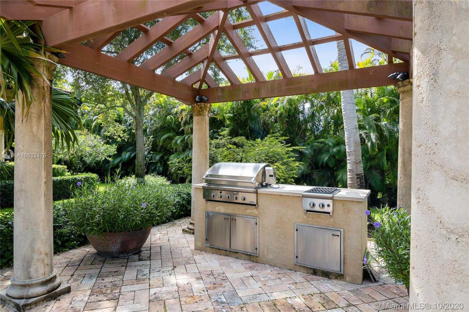 Small Image of 12330 SOUTH WEST 60TH CT, Pinecrest Number 59
