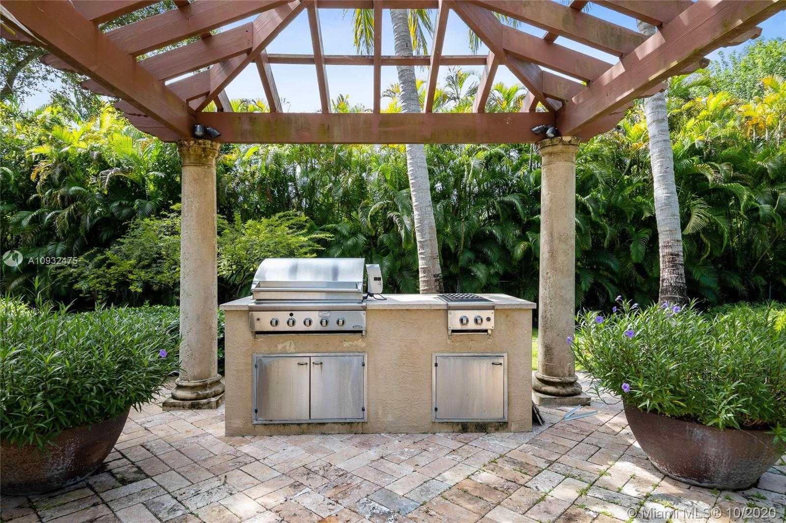 Small Image of 12330 SOUTH WEST 60TH CT, Pinecrest Number 60