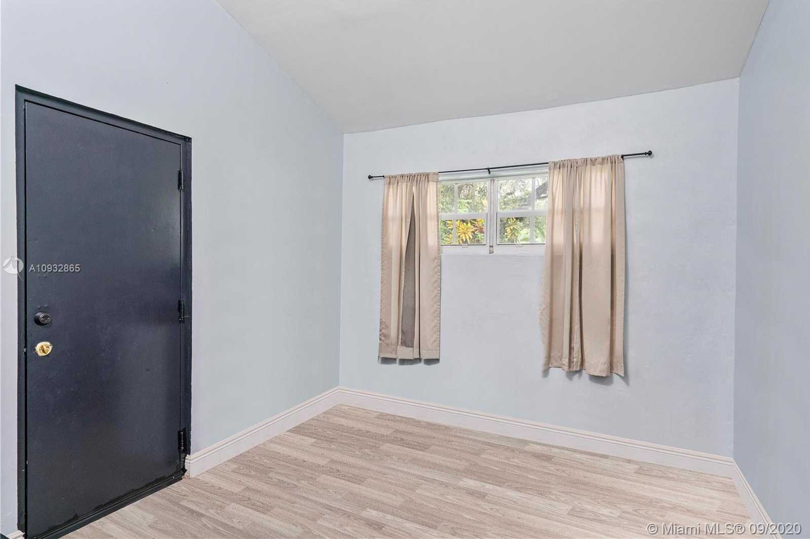 Small Image of 718 NORTH EAST 95TH ST, Miami Shores Number 7