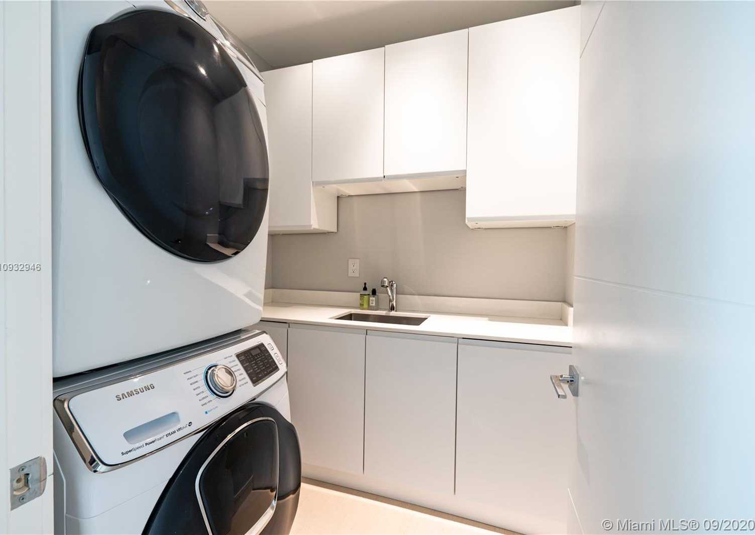 Small Image of 151 BUTTONWOOD DR, Key Biscayne Number 32