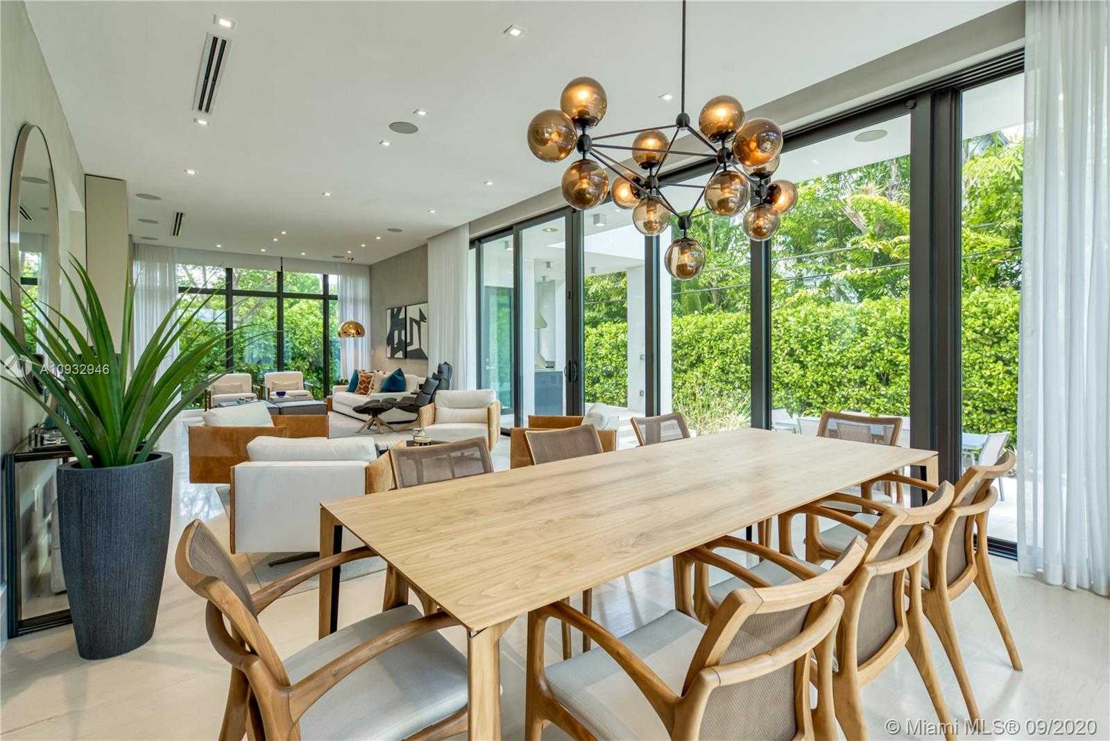 Small Image of 151 BUTTONWOOD DR, Key Biscayne Number 41