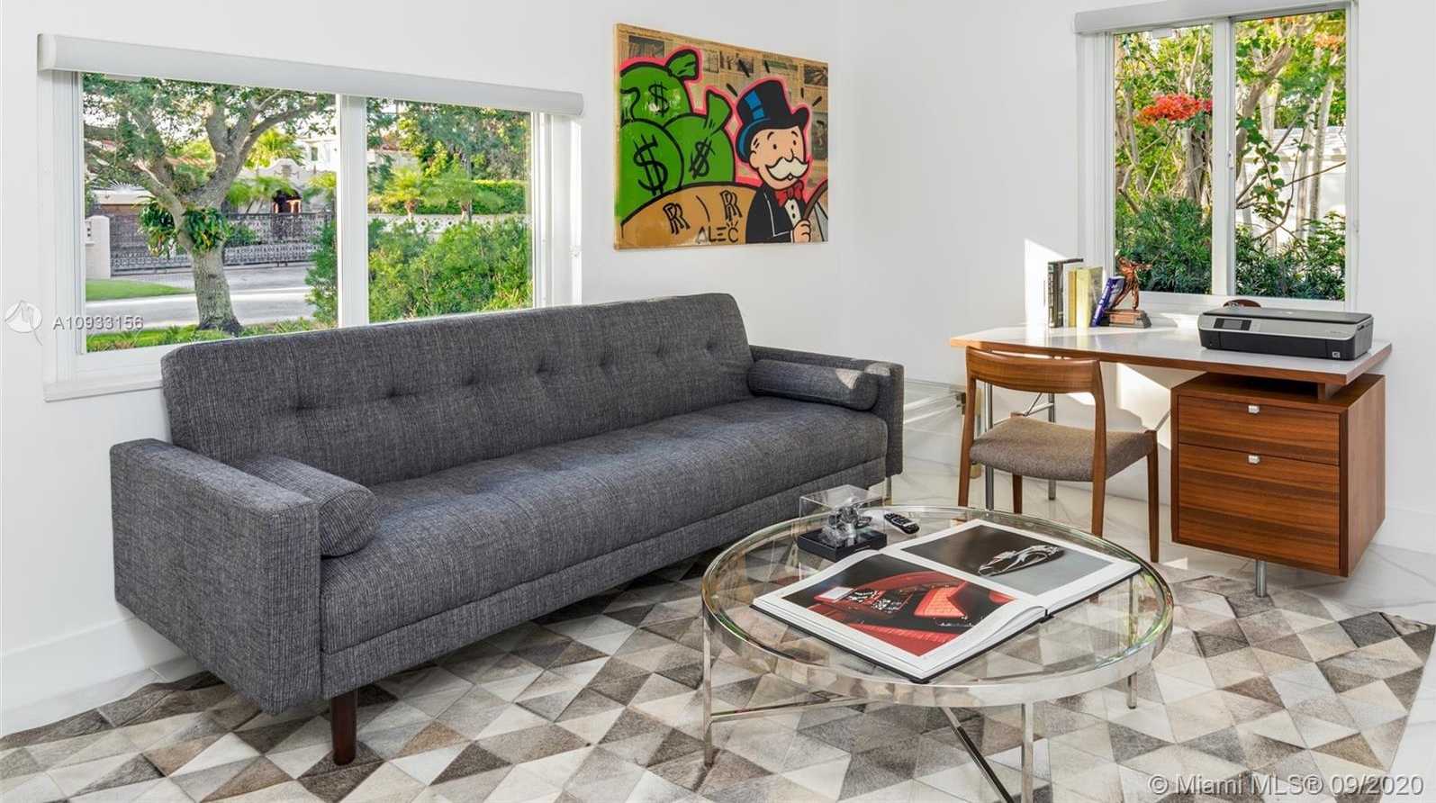 Small Image of 5225 NORTH BAY RD, Miami Beach Number 15