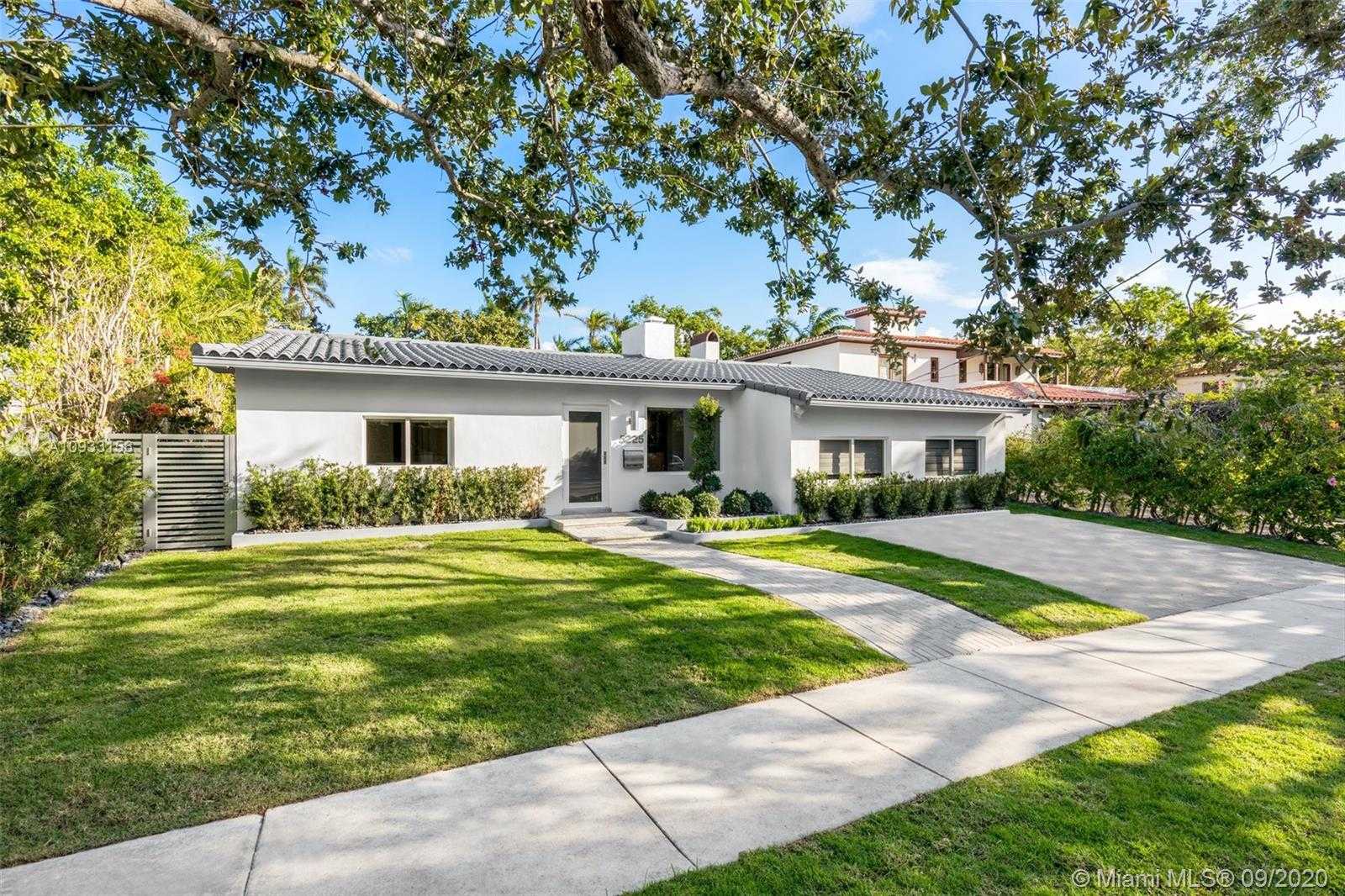 Small Image of 5225 NORTH BAY RD, Miami Beach Number 8