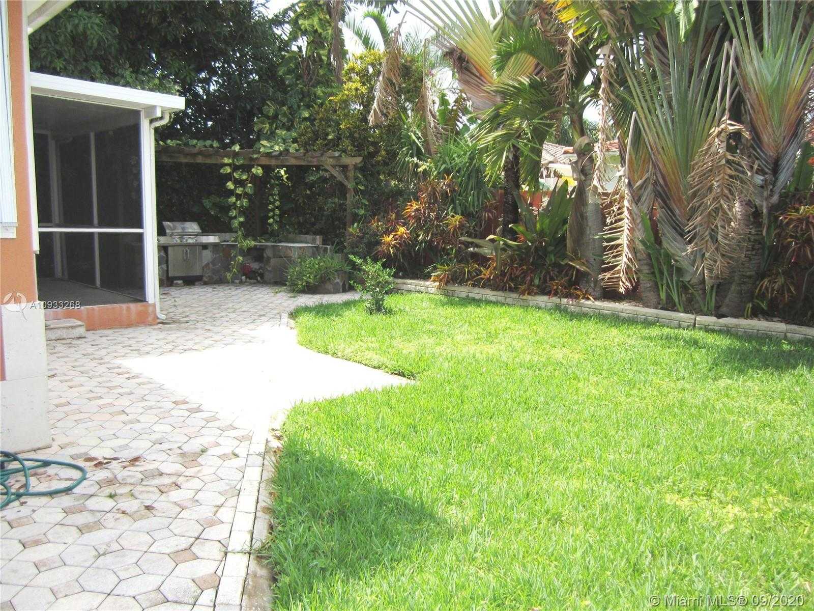 Small Image of 9140 ABBOTT AVE, Surfside Number 18