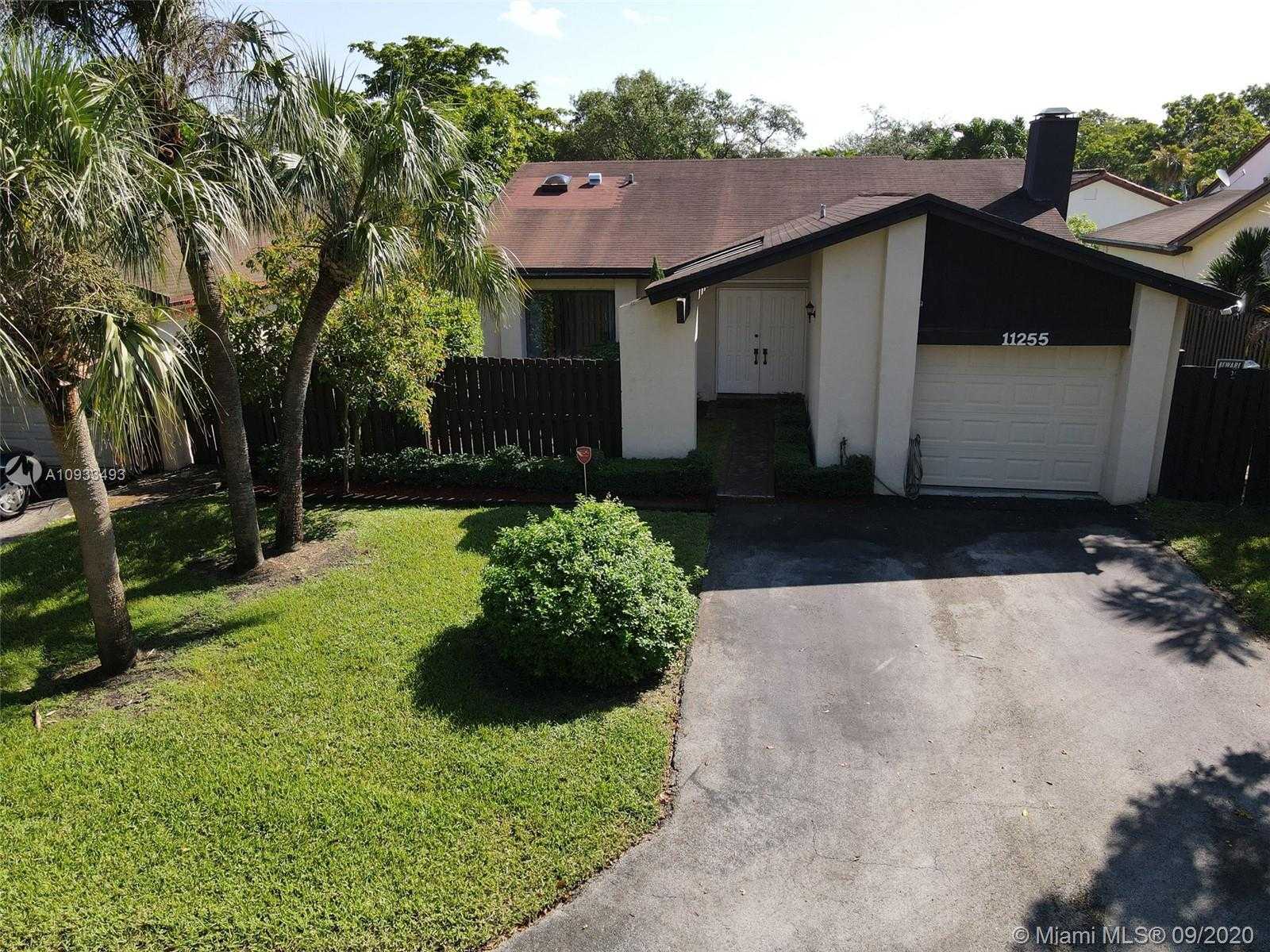 Small Image of 11255 SOUTH WEST 135TH CT, Miami Number 28