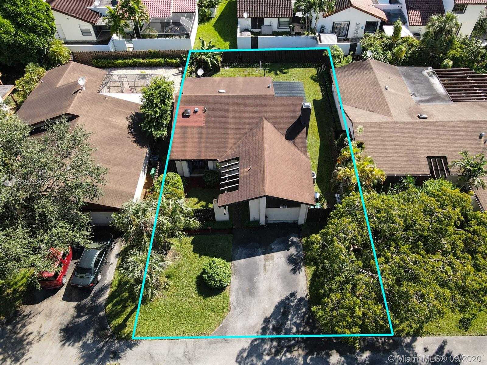 Small Image of 11255 SOUTH WEST 135TH CT, Miami Number 29