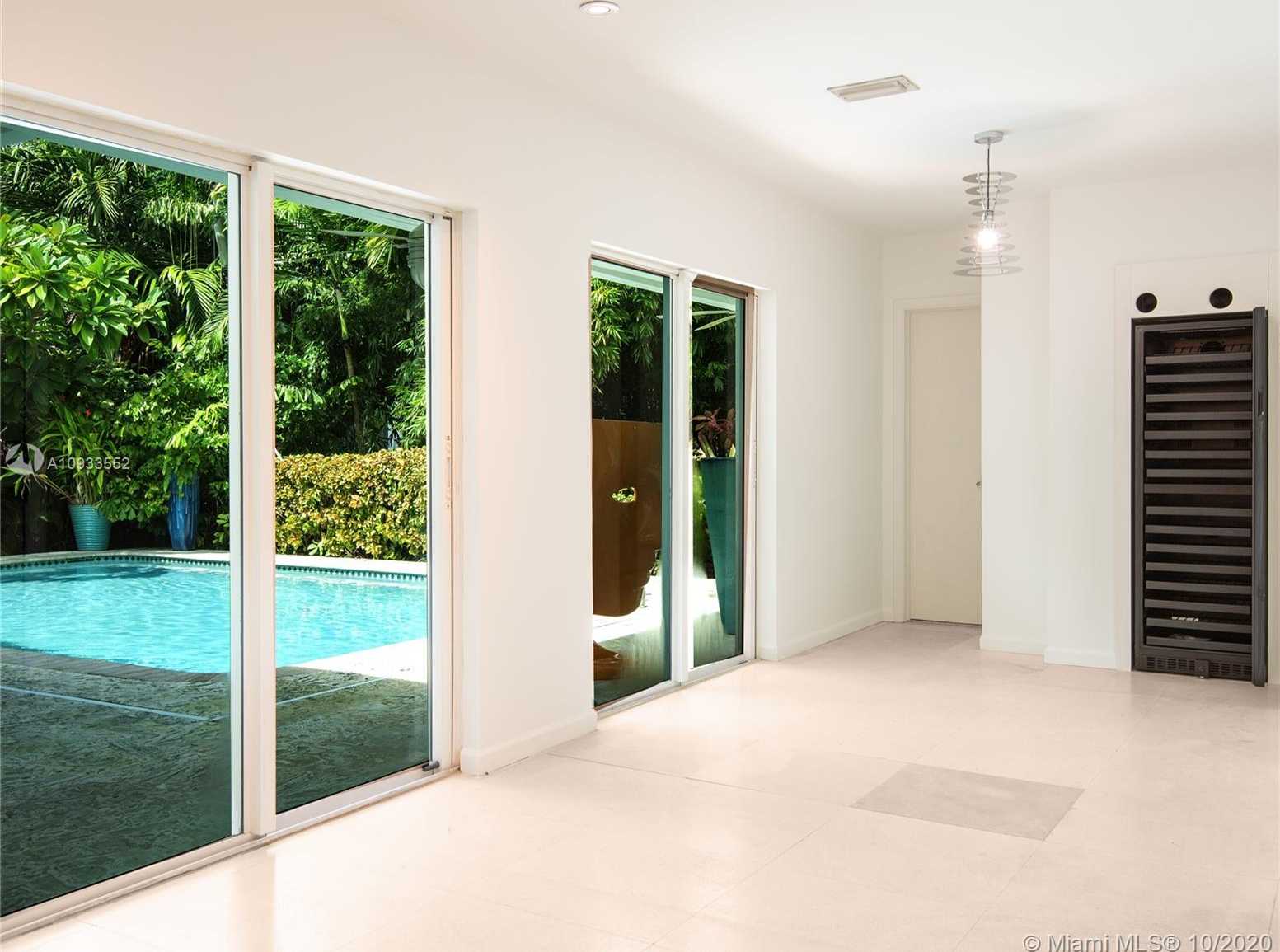 Small Image of 210 OCEAN BLVD, Golden Beach Number 12