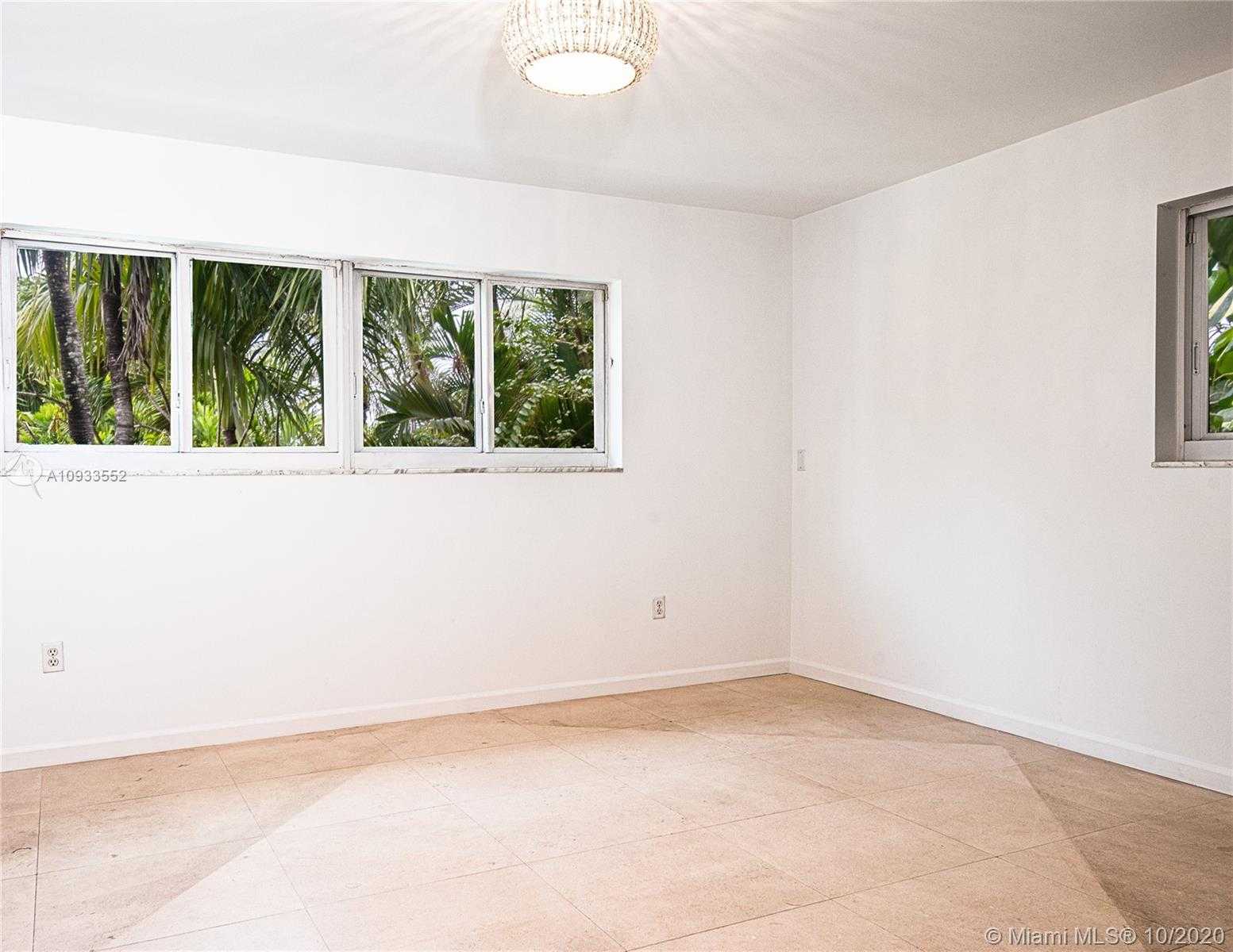 Small Image of 210 OCEAN BLVD, Golden Beach Number 14