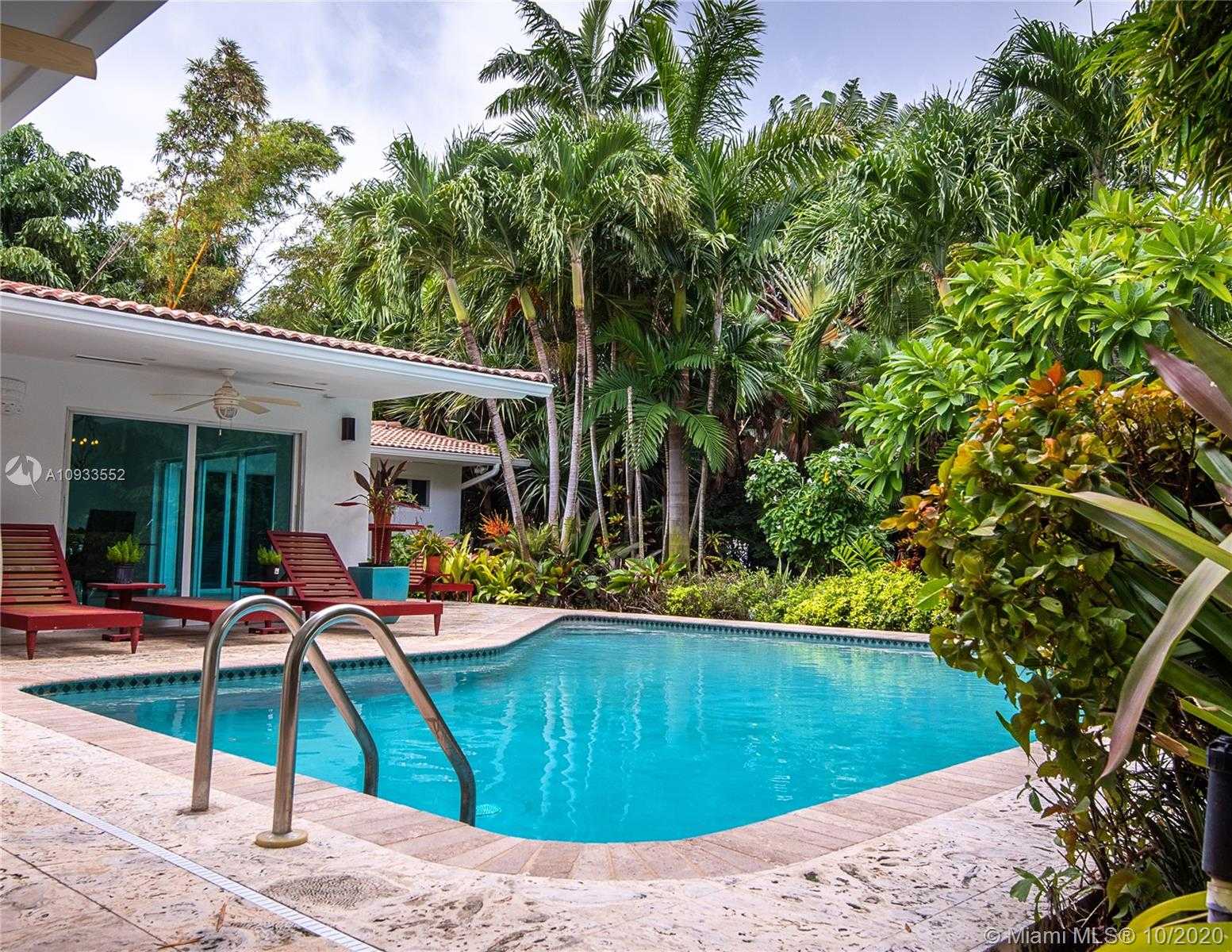 Small Image of 210 OCEAN BLVD, Golden Beach Number 17