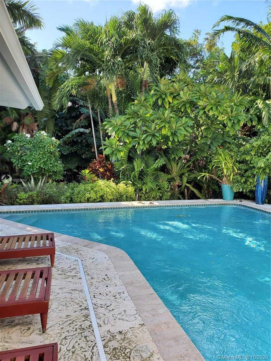 Small Image of 210 OCEAN BLVD, Golden Beach Number 30