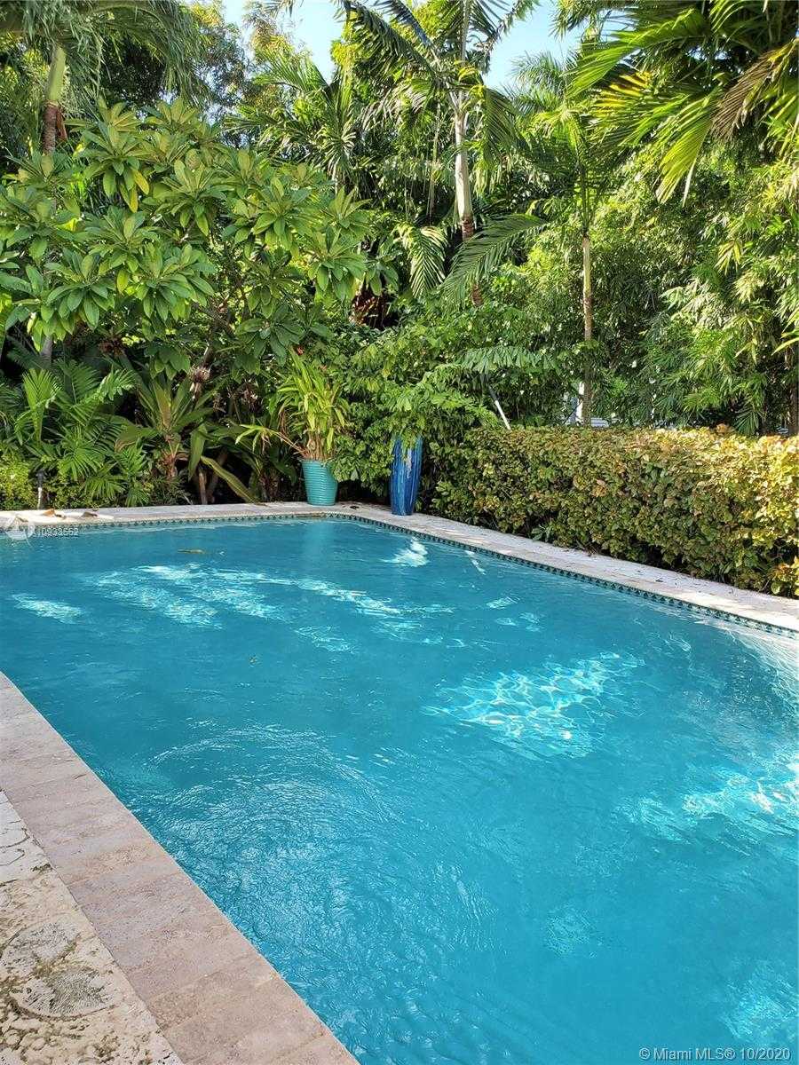 Small Image of 210 OCEAN BLVD, Golden Beach Number 31