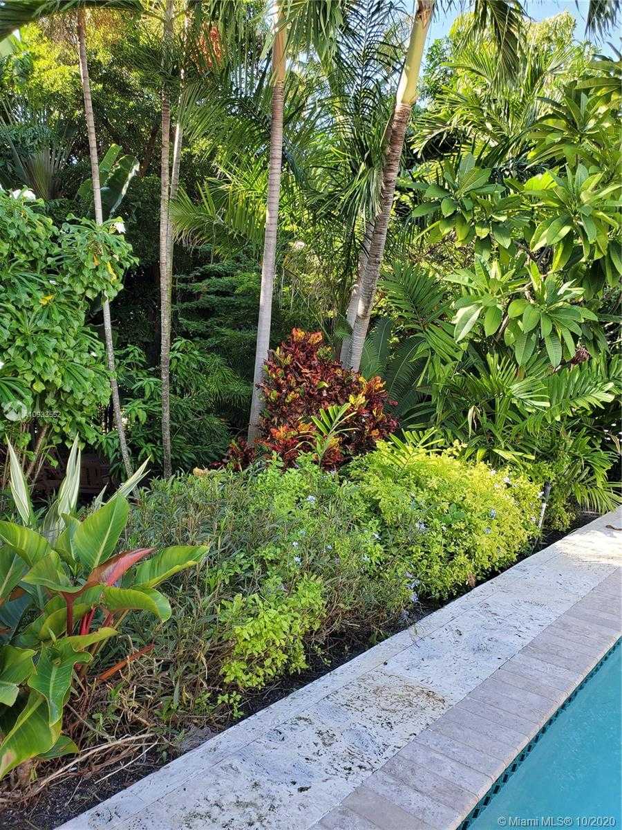 Small Image of 210 OCEAN BLVD, Golden Beach Number 34