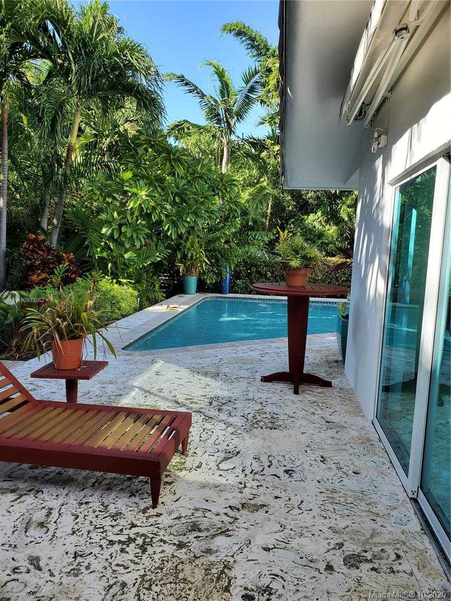 Small Image of 210 OCEAN BLVD, Golden Beach Number 37