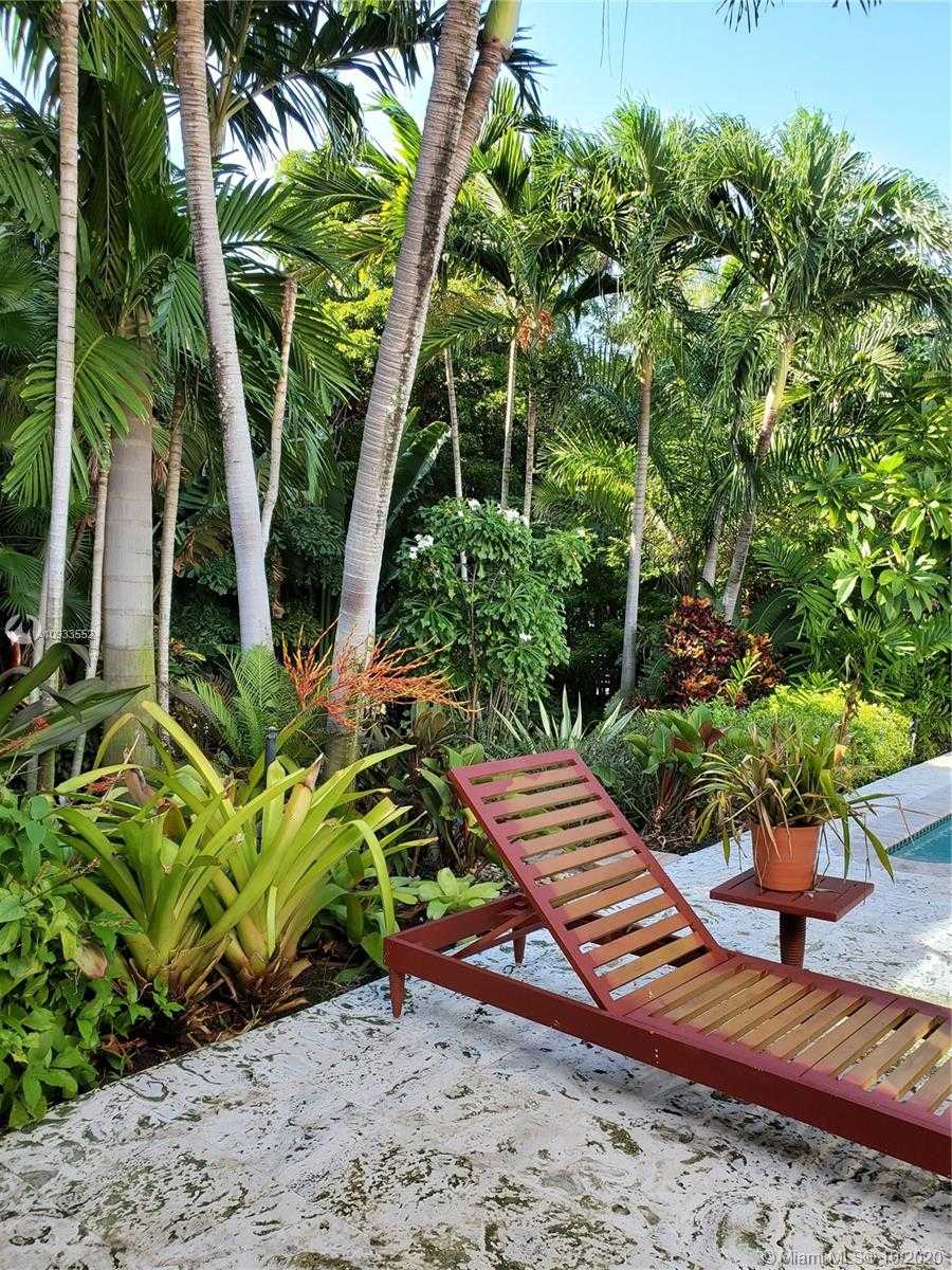 Small Image of 210 OCEAN BLVD, Golden Beach Number 38