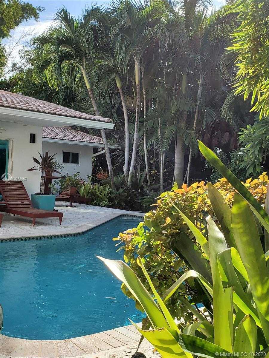 Small Image of 210 OCEAN BLVD, Golden Beach Number 54