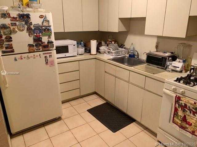 Small Image of 444 SOUTH WEST 65TH AVE, Miami Number 3