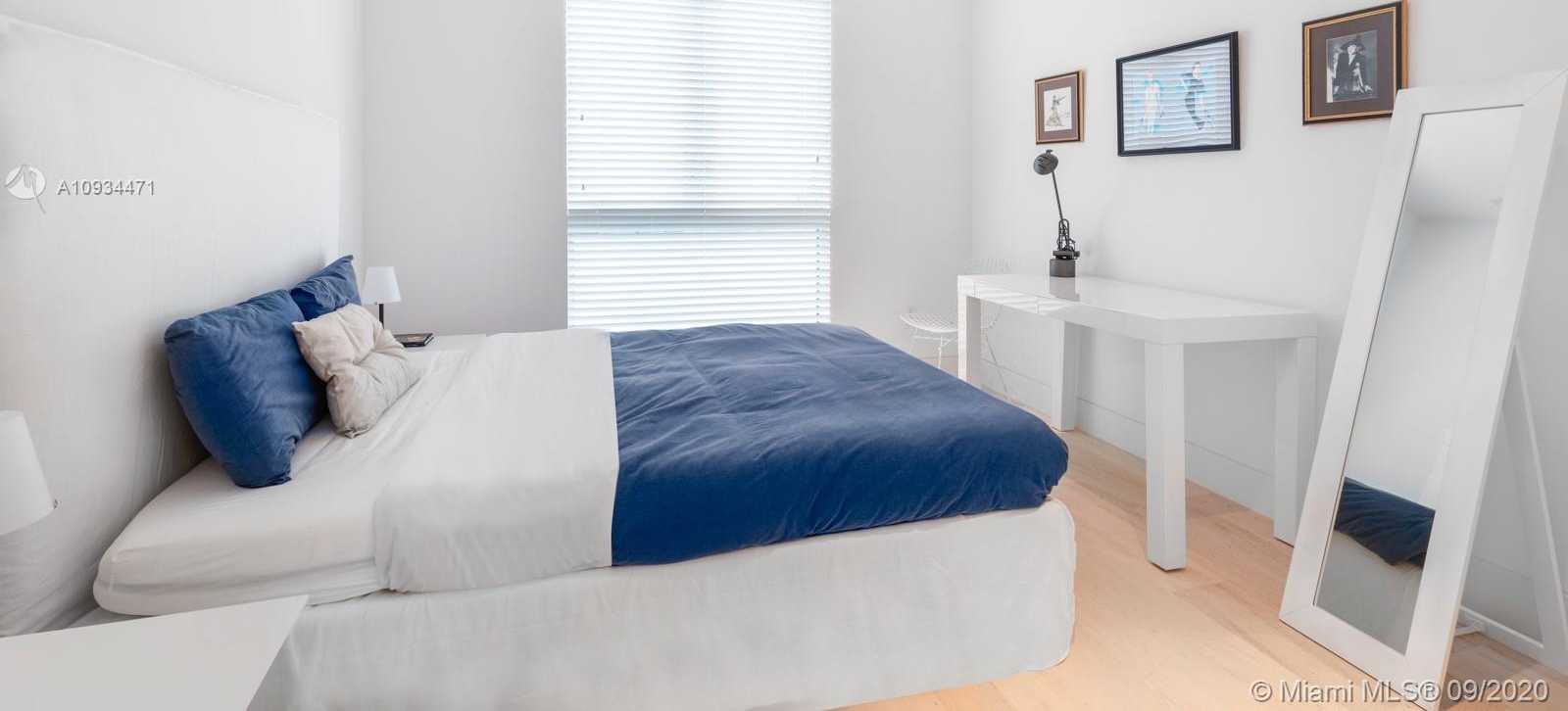 Small Image of 1276 BISCAYA DR, Surfside Number 17