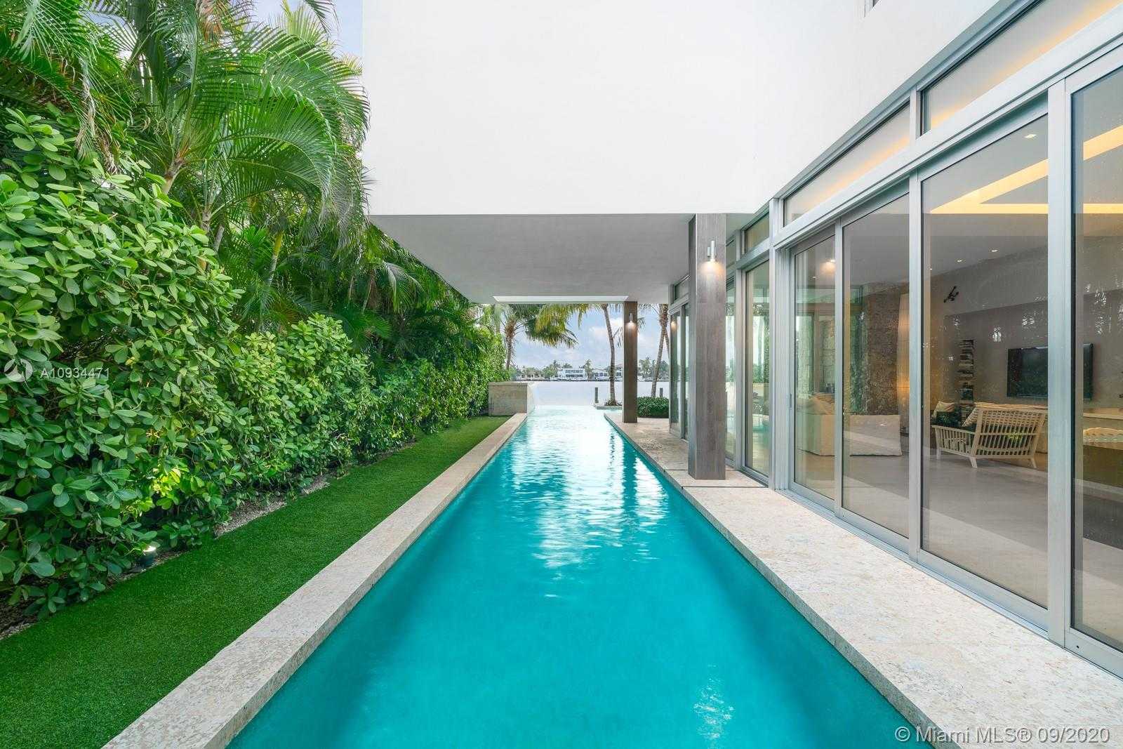 Small Image of 1276 BISCAYA DR, Surfside Number 24