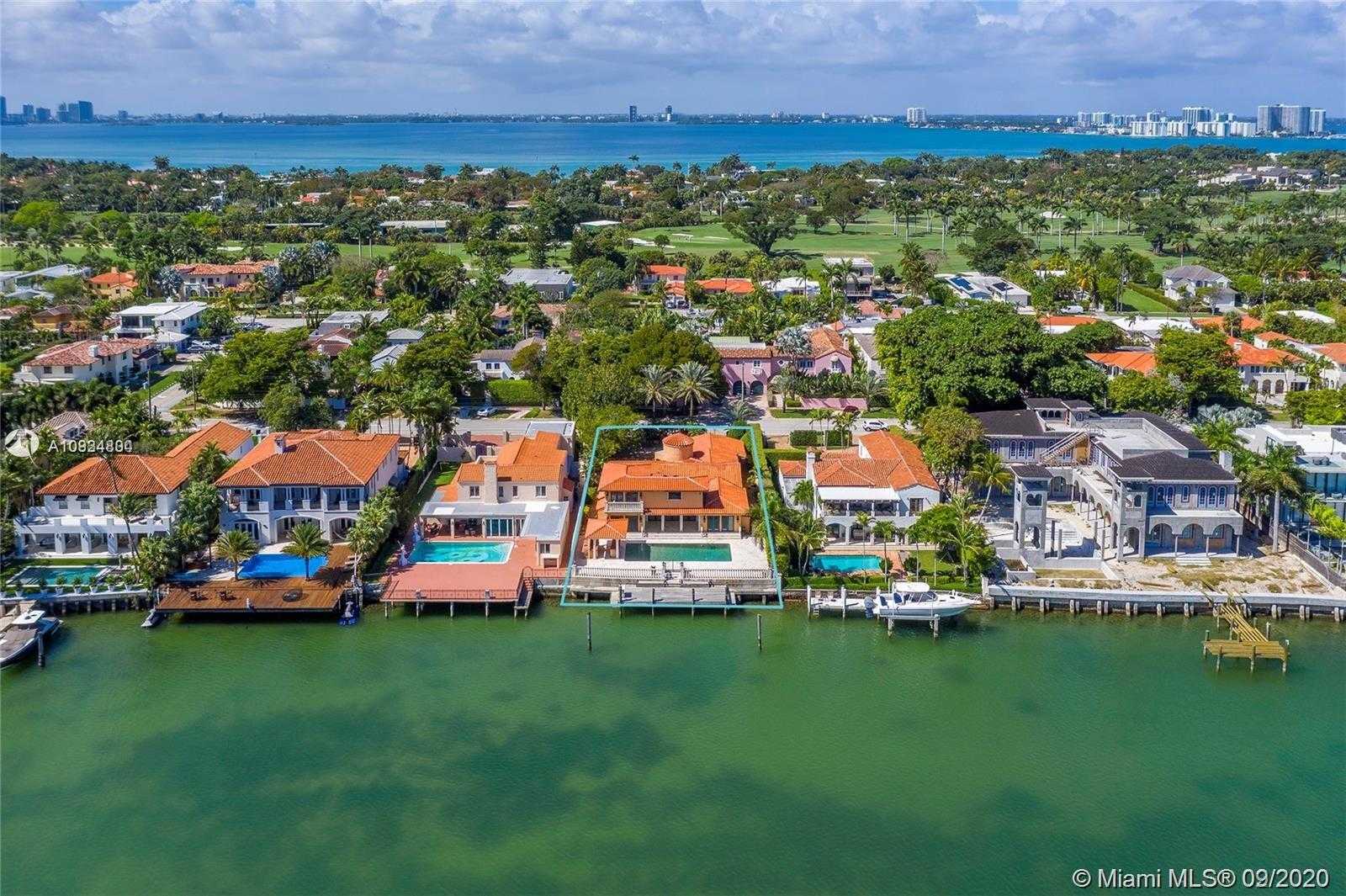 Small Image of 5445 PINE TREE DR, Miami Beach Number 12
