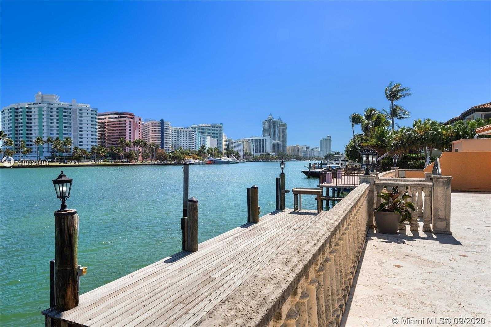 Small Image of 5445 PINE TREE DR, Miami Beach Number 4