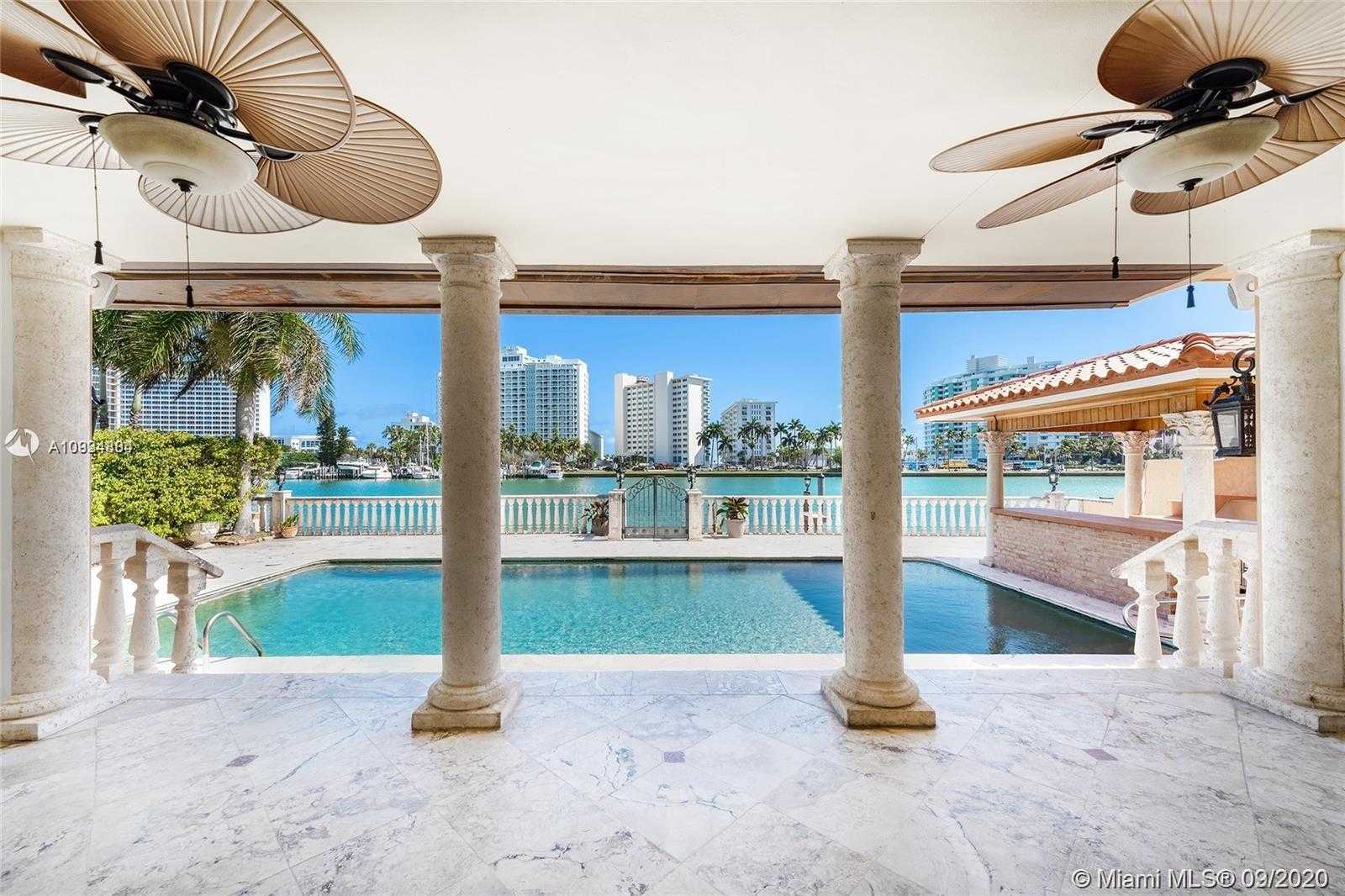 Small Image of 5445 PINE TREE DR, Miami Beach Number 5