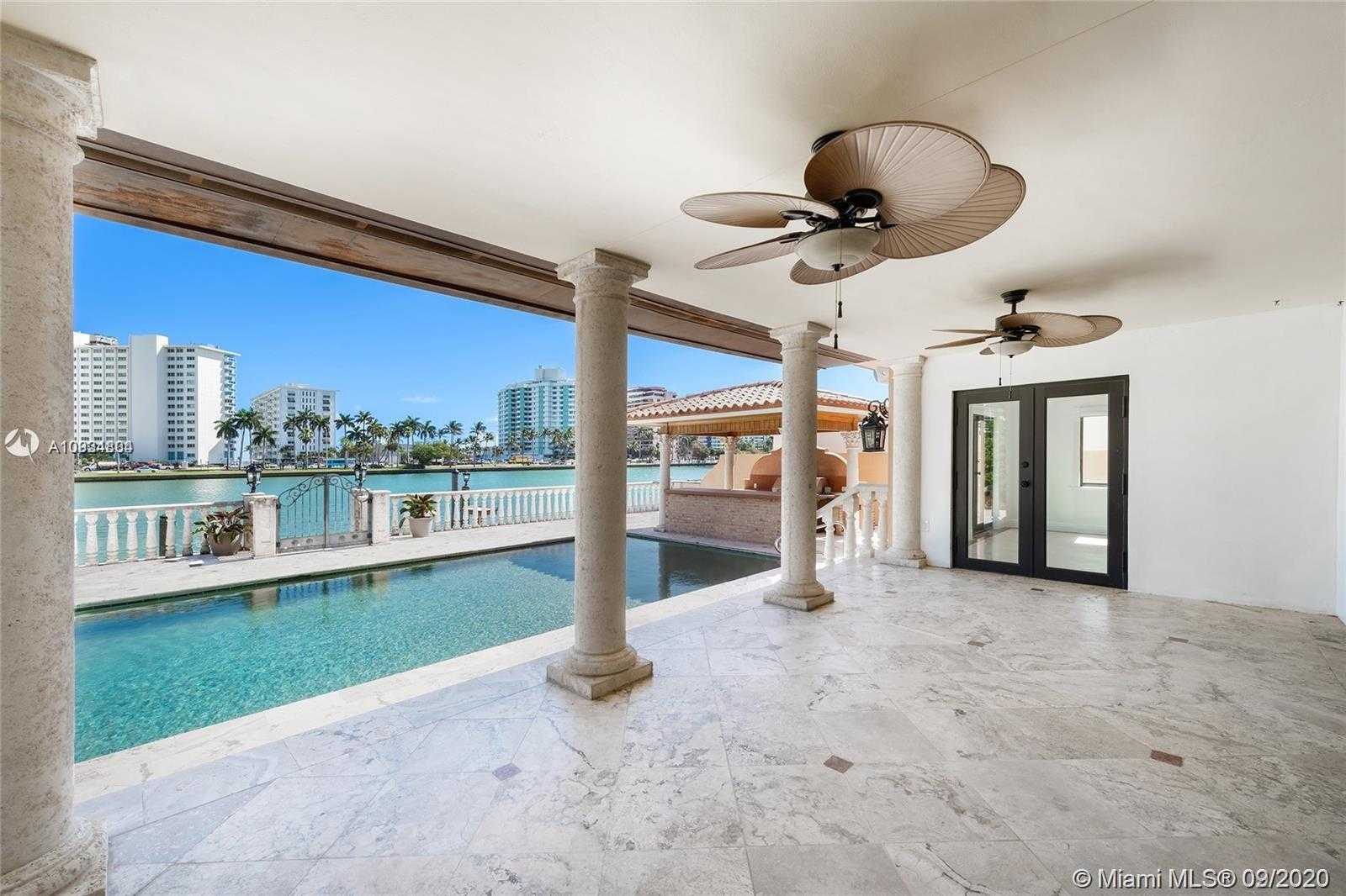 Small Image of 5445 PINE TREE DR, Miami Beach Number 6