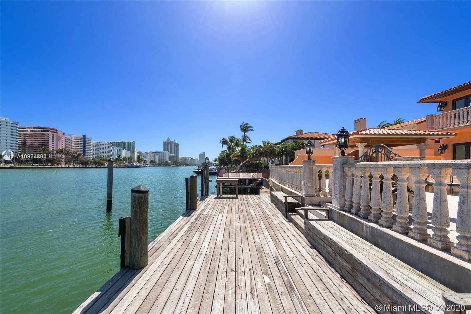 Small Image of 5445 PINE TREE DR, Miami Beach Number 7