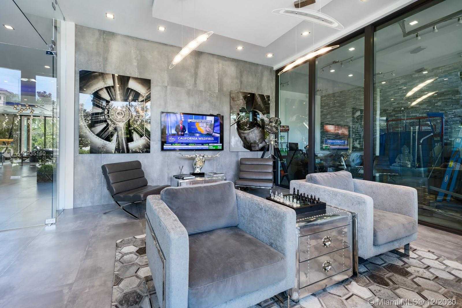 Small Image of 2542 AQUA VISTA BLVD, Fort Lauderdale Number 12