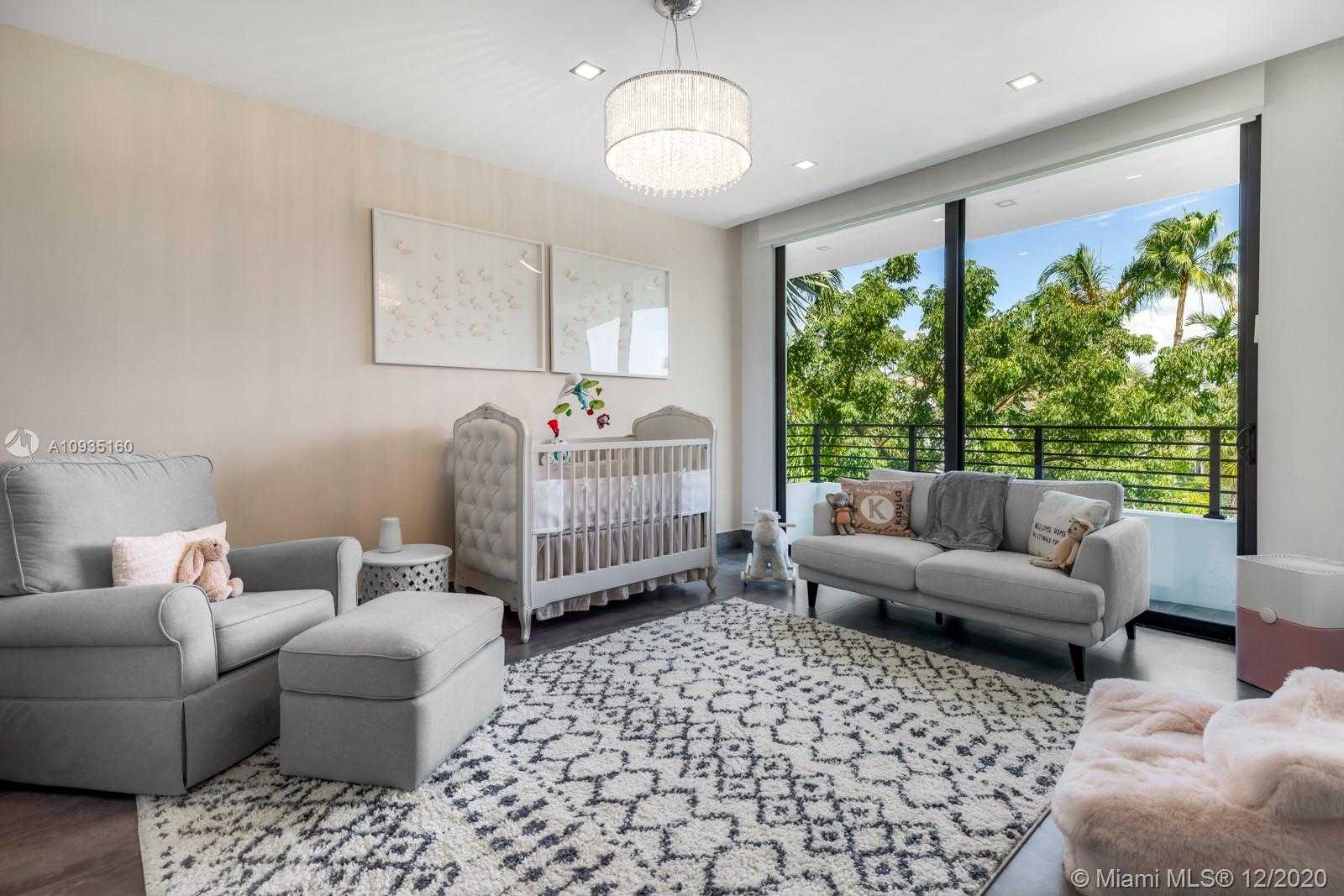 Small Image of 2542 AQUA VISTA BLVD, Fort Lauderdale Number 25