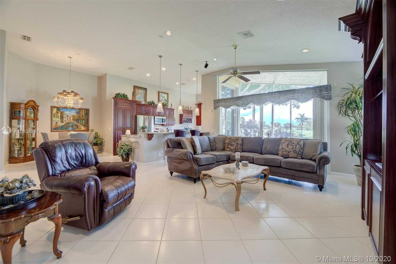 Small Image of 7757 NORTH WEST 79TH ST, Tamarac Number 11