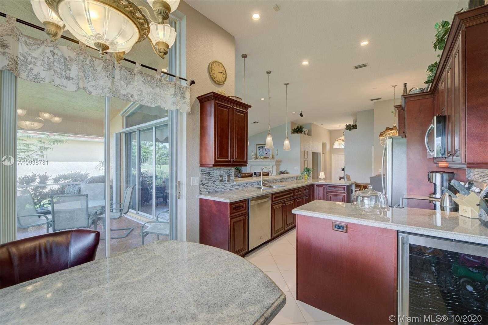 Small Image of 7757 NORTH WEST 79TH ST, Tamarac Number 19