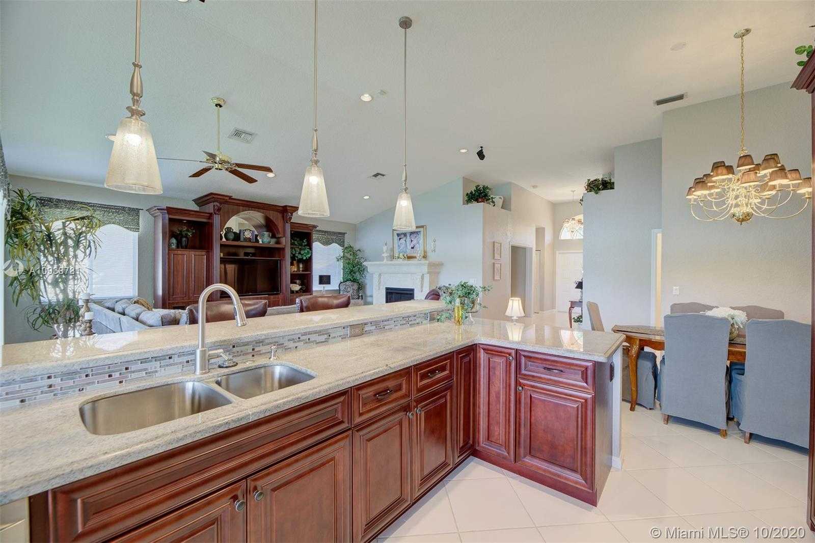 Small Image of 7757 NORTH WEST 79TH ST, Tamarac Number 20