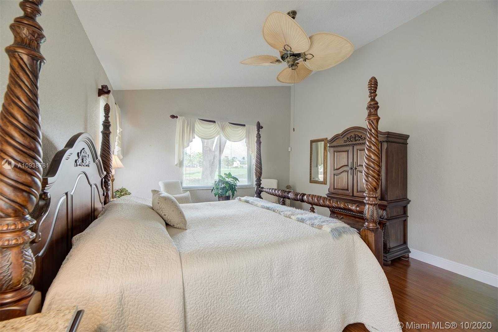 Small Image of 7757 NORTH WEST 79TH ST, Tamarac Number 23