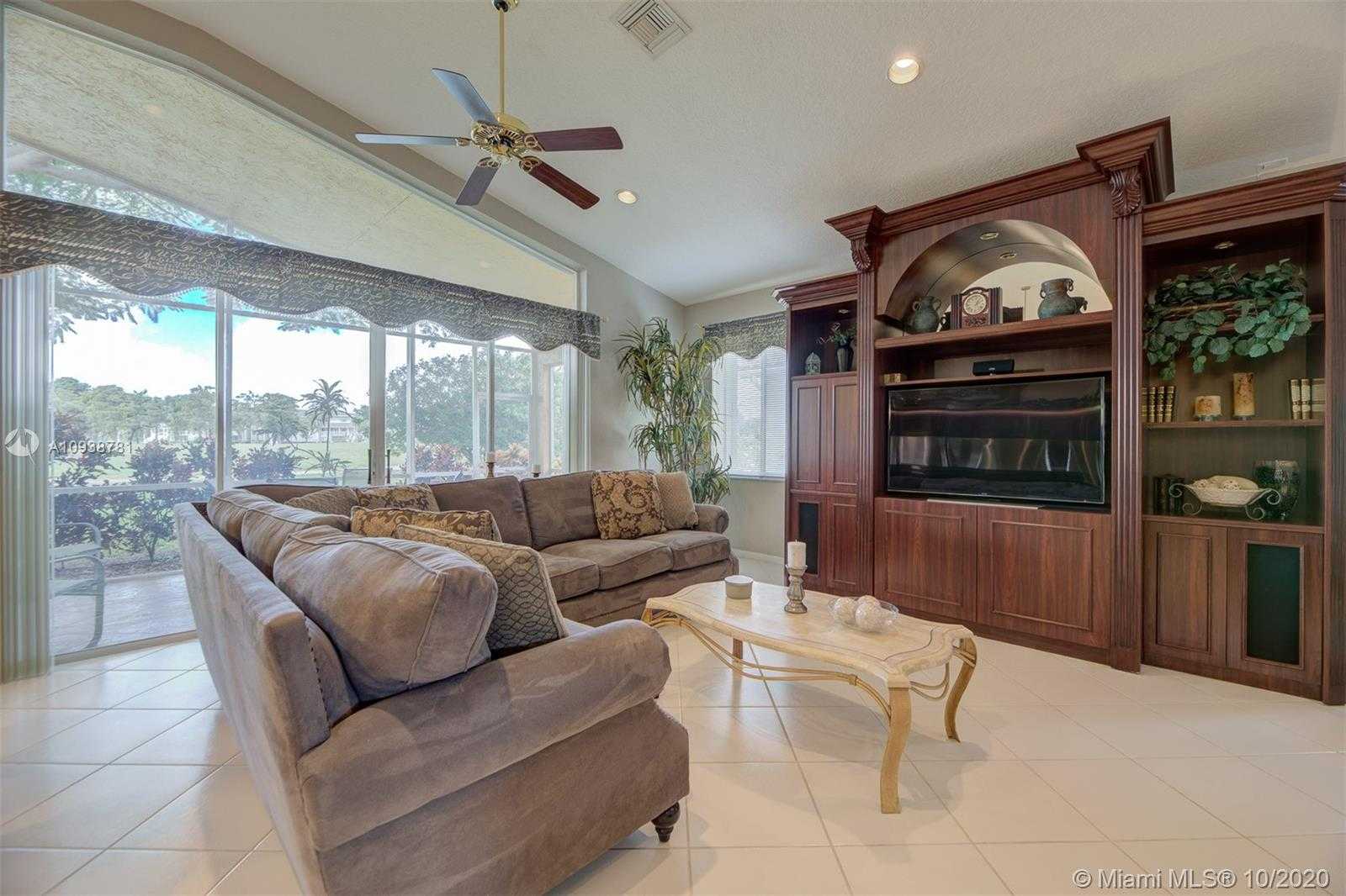 Small Image of 7757 NORTH WEST 79TH ST, Tamarac Number 7