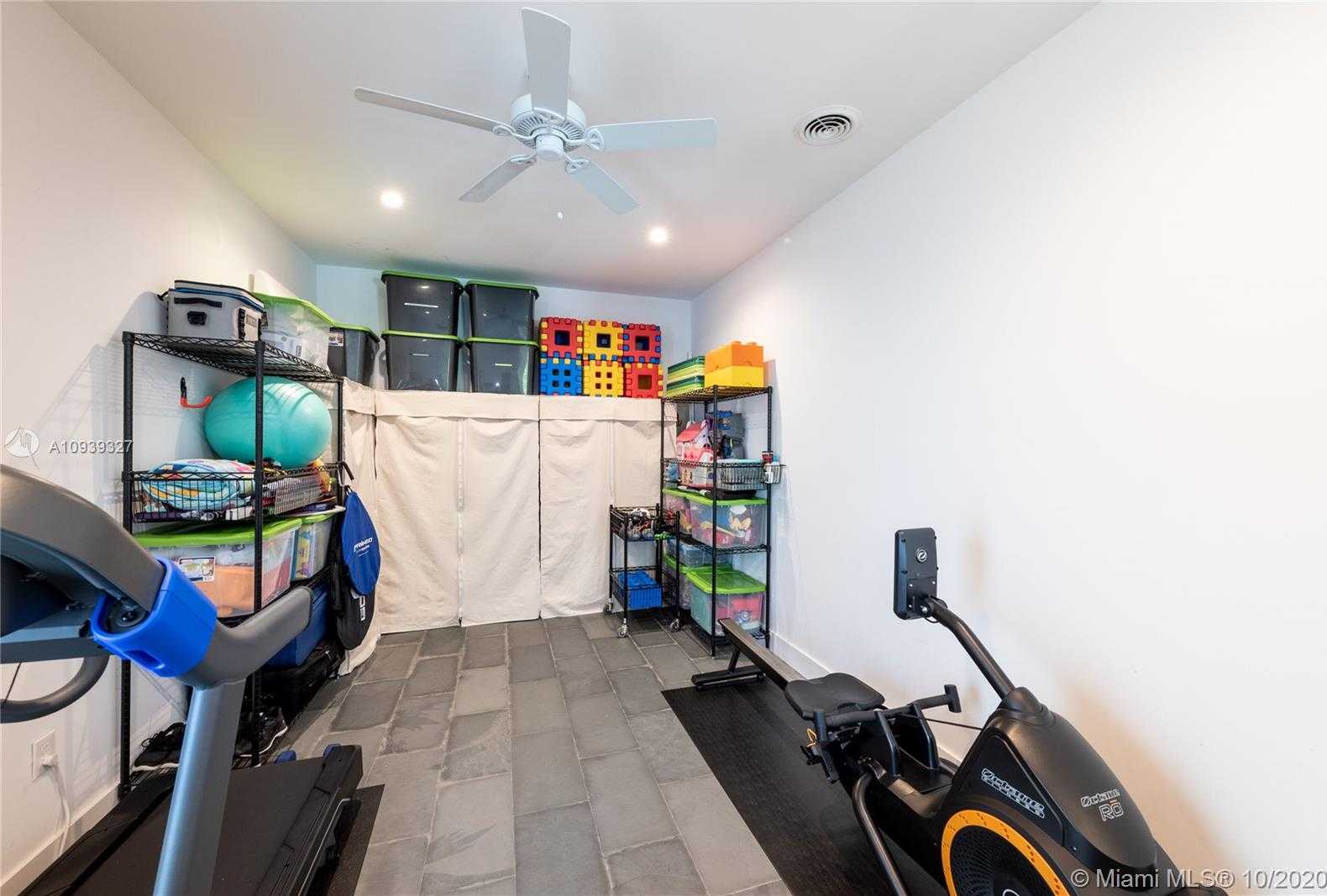 Small Image of 1206 FERDINAND ST, Coral Gables Number 23